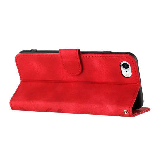 For iPhone 7 / 8 / SE 2020 / SE 2022 Line Pattern Skin Feel Leather Phone Case(Red)
